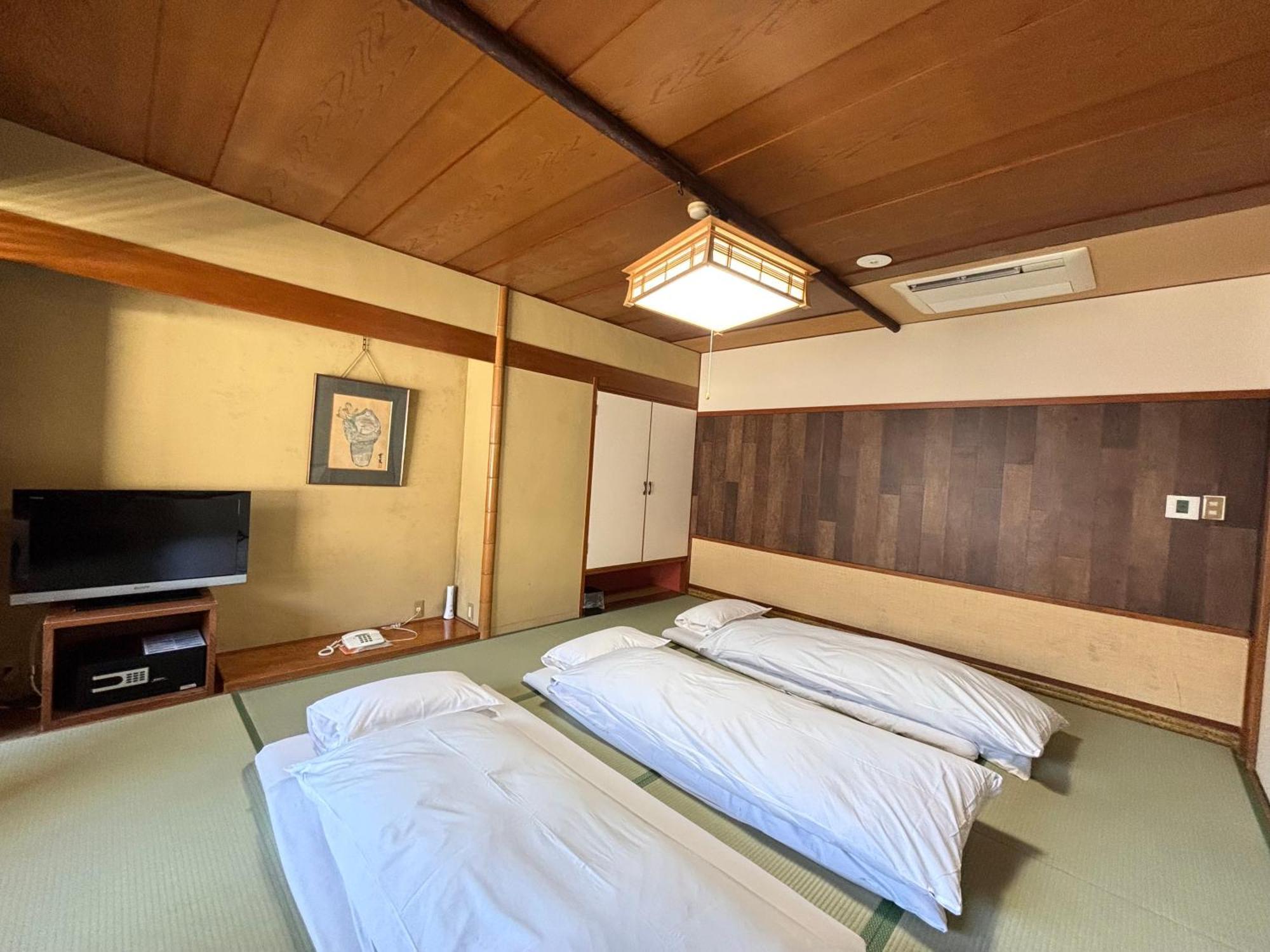 Kameya Rakan Ito  Exterior photo